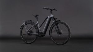 kathmandu hybrid comfort pro 800 tr