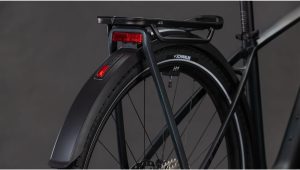 kathmandu hybrid c:62 slx 400x