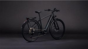 kathmandu hybrid c:62 slx 400x