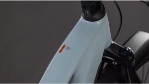 reaction hybrid race 800 fe