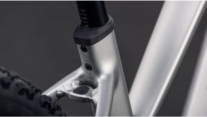 reaction hybrid one 600 tr