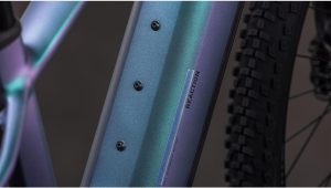 reaction hybrid race 800