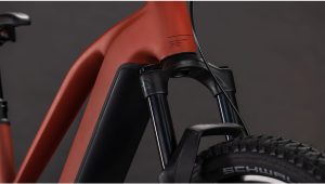 reaction hybrid race 800 tr
