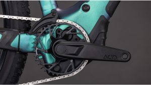 reaction hybrid race 800 tr