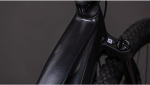 reaction hybrid slx 800