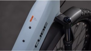 reaction hybrid race 800 fe ee