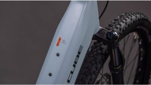 reaction hybrid race 800 ee