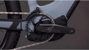 reaction hybrid race 800 ee