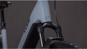 reaction hybrid race 800 ee