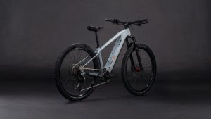 reaction hybrid race 800