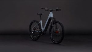 reaction hybrid race 800 ee