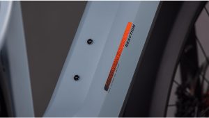 reaction hybrid race 800 fe ee