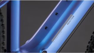 reaction hybrid one 800