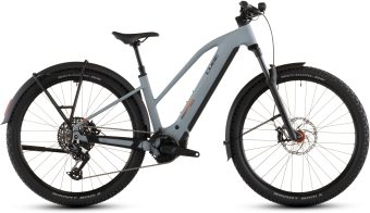 reaction hybrid race 800 fe tr