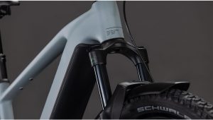 reaction hybrid race 800 fe