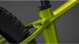 reaction hybrid race 800