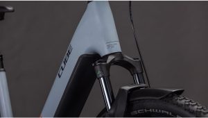 reaction hybrid race 800 fe ee