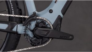 reaction hybrid race 800 fe tr