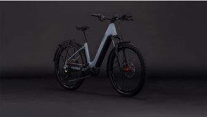 reaction hybrid race 800 fe ee