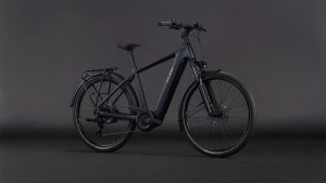touring hybrid one 600