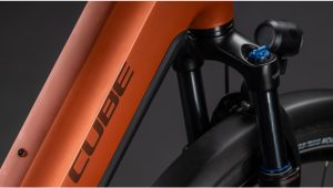 touring hybrid comfort slx 800 ee