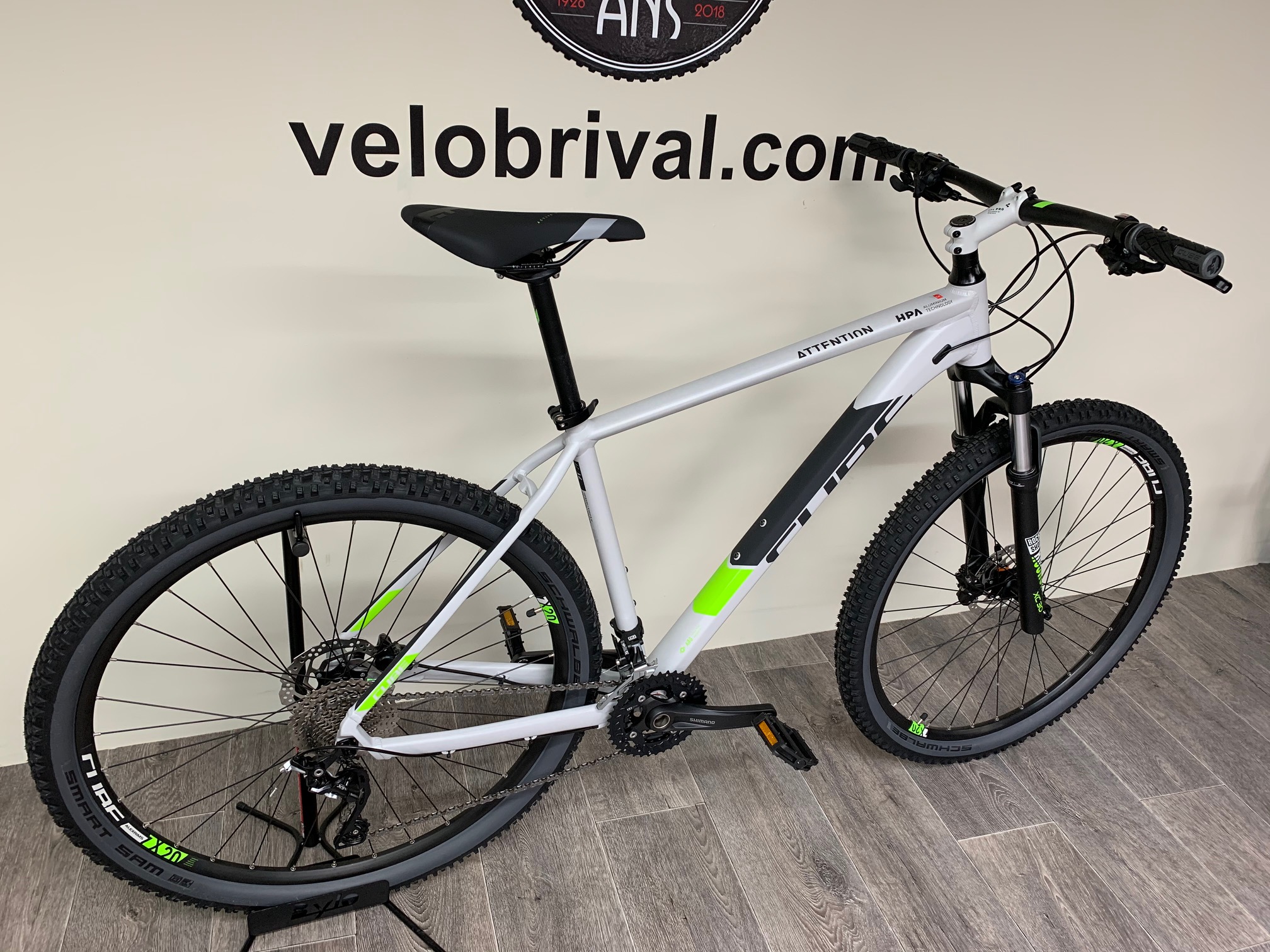 cube mtb attention 29
