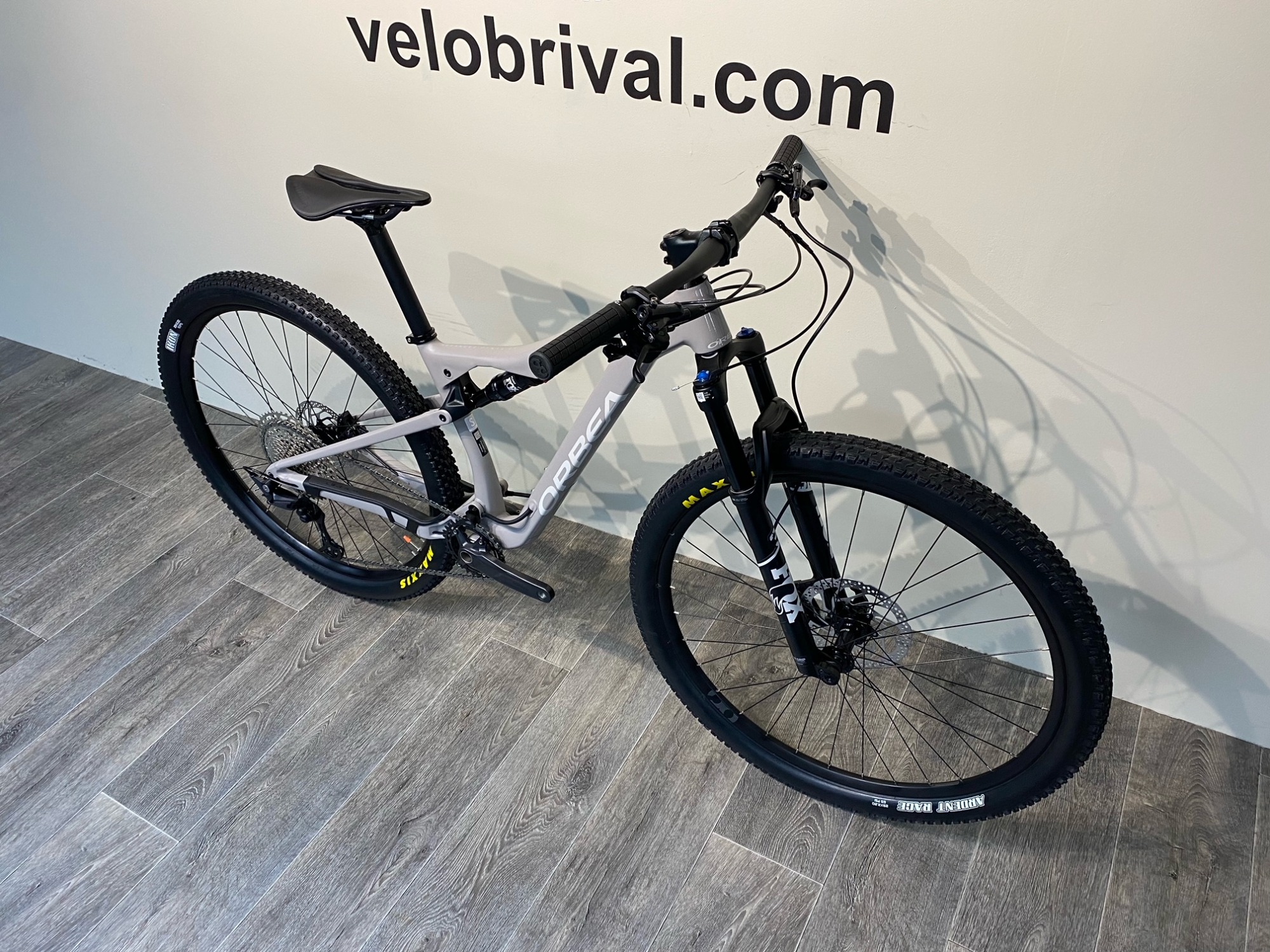 VTT Orbea OIZ H30 Taille M - 29 Pouces, Suspension Intégrale, Noir