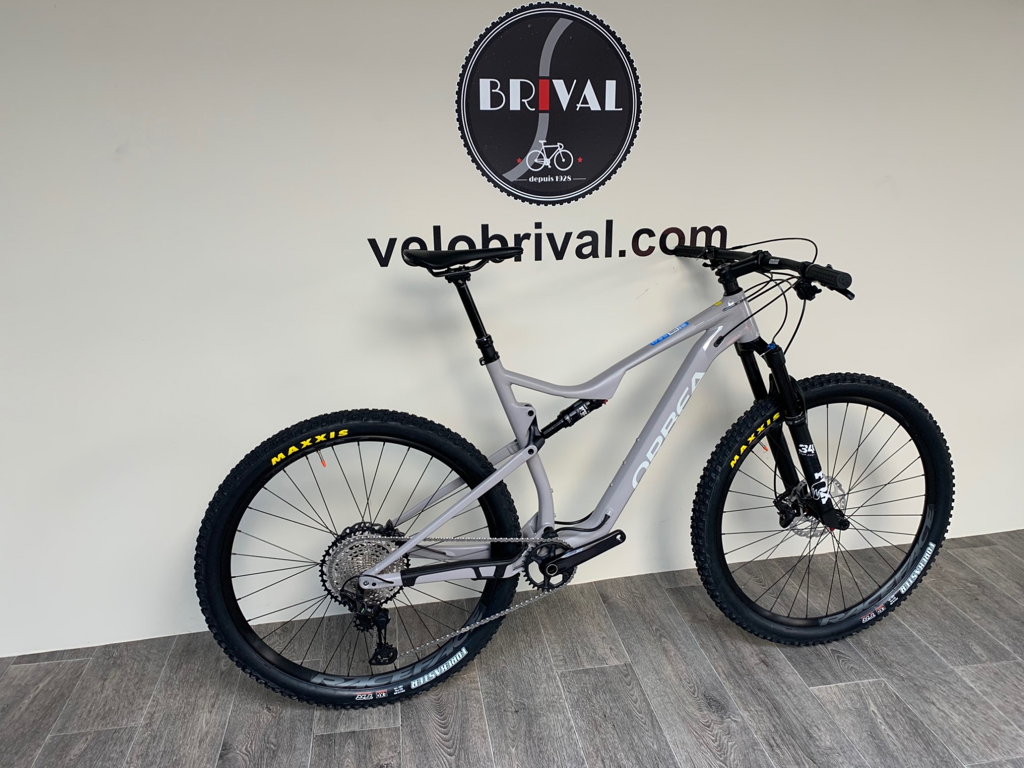 Orbea OIZ H10 TR 2021 VeloBrival