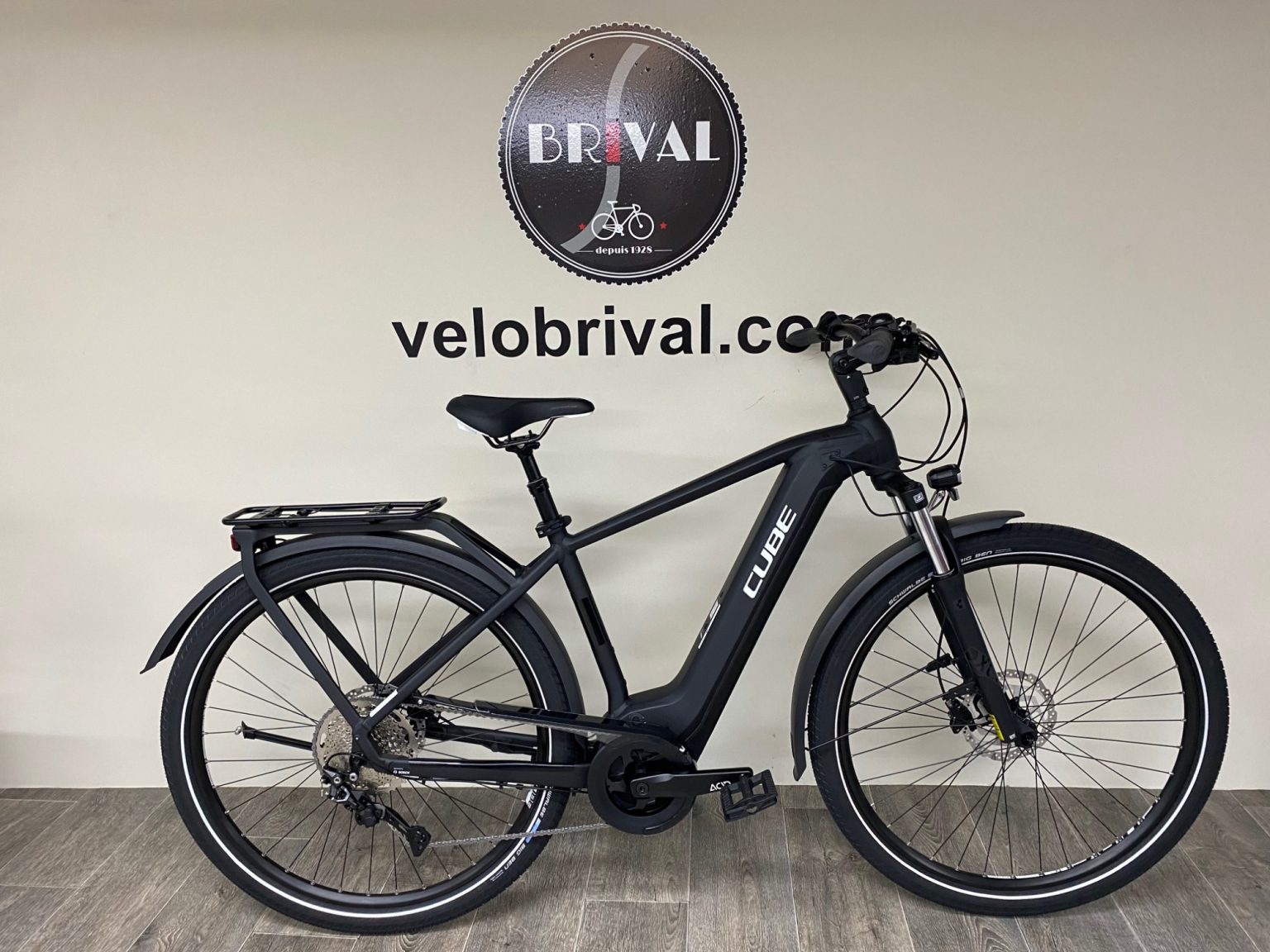Cube TOURING HYBRID Pro 625 2021 - VeloBrival