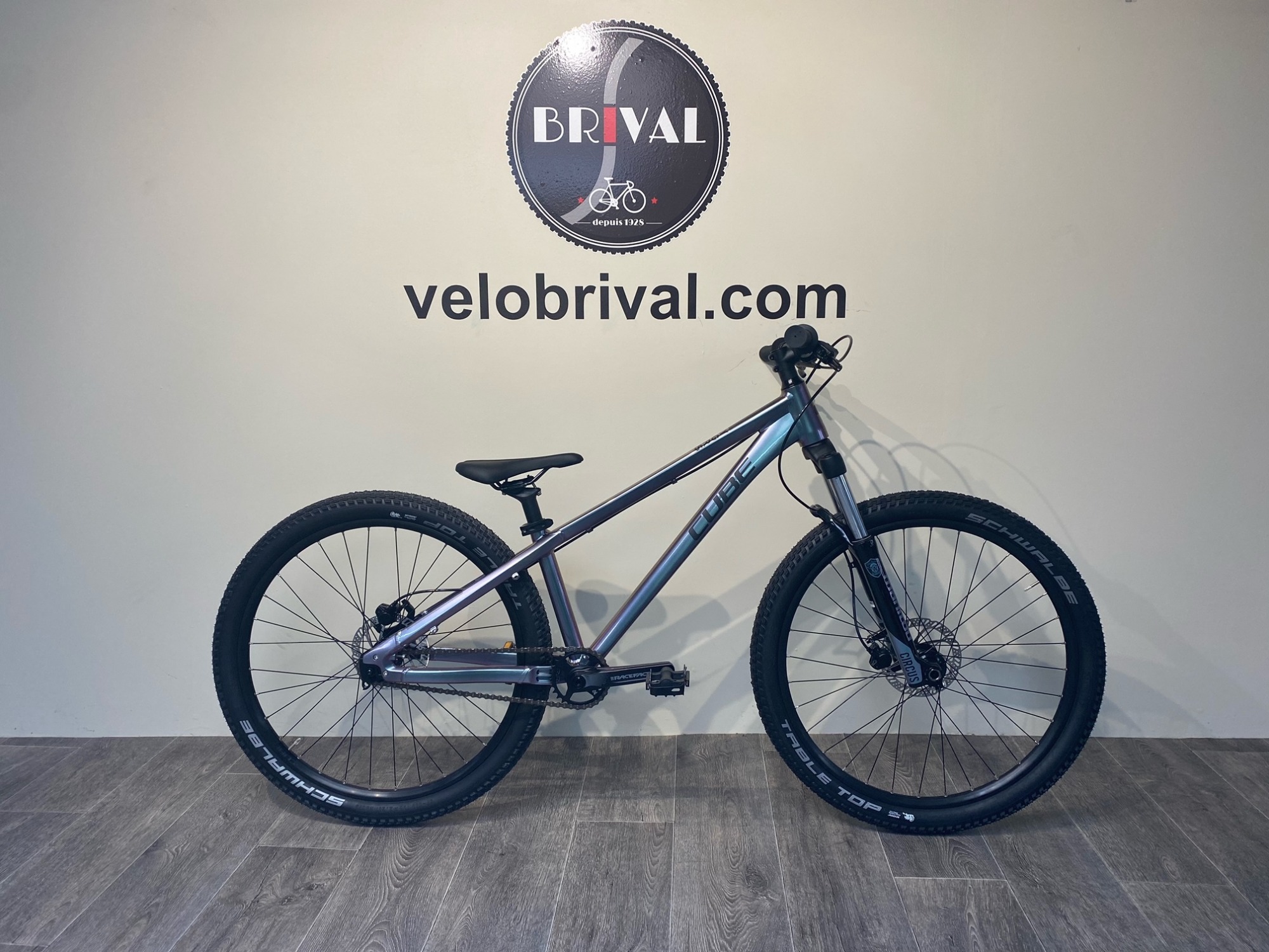 cube flying circus frame