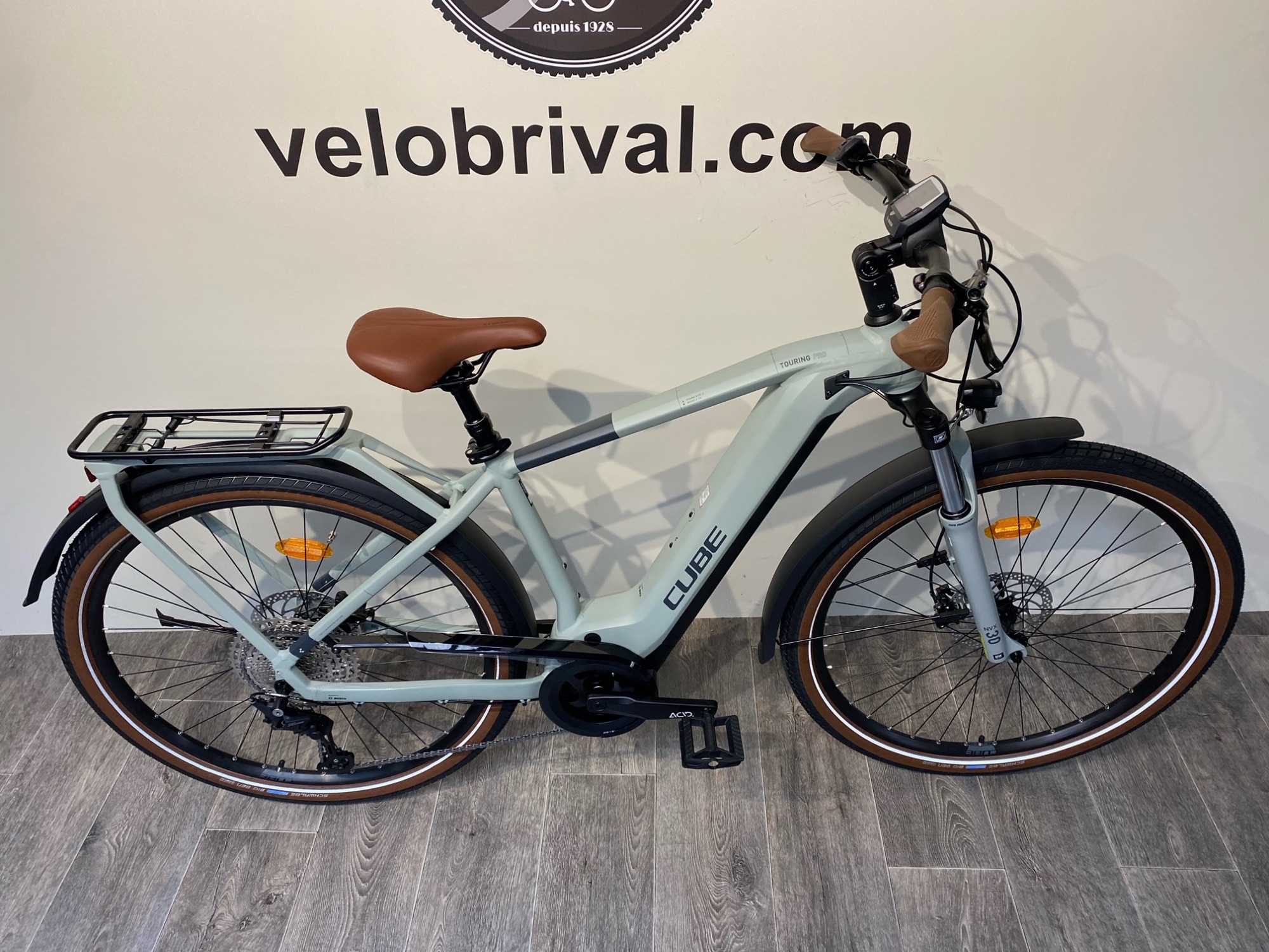Cube TOURING HYBRID PRO 500 2022 - VeloBrival