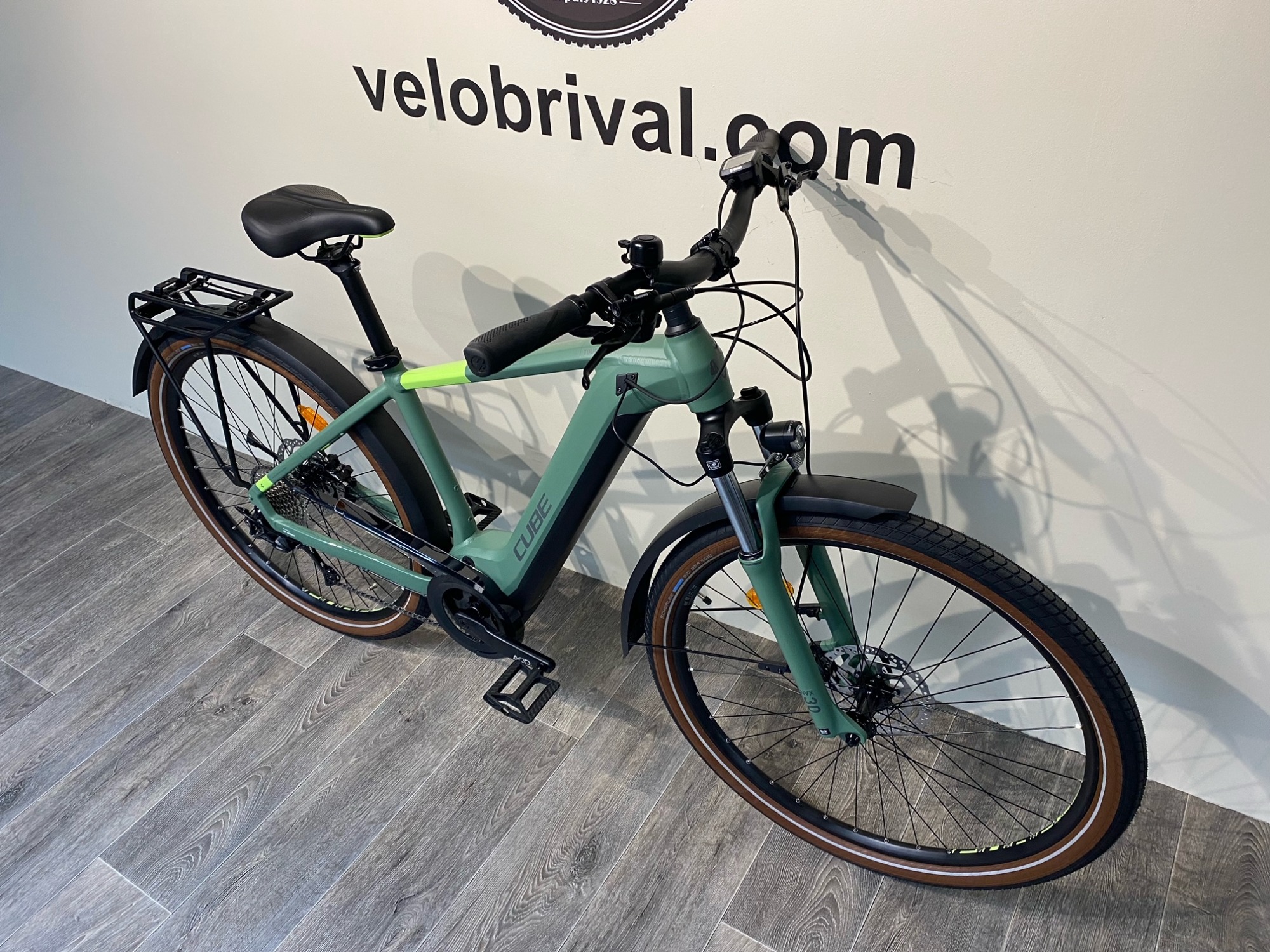 cube touring hybrid one 2022